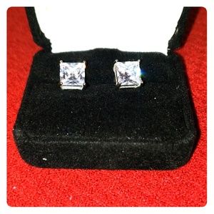 Beautiful Cubic Zirconia 925 silver earrings